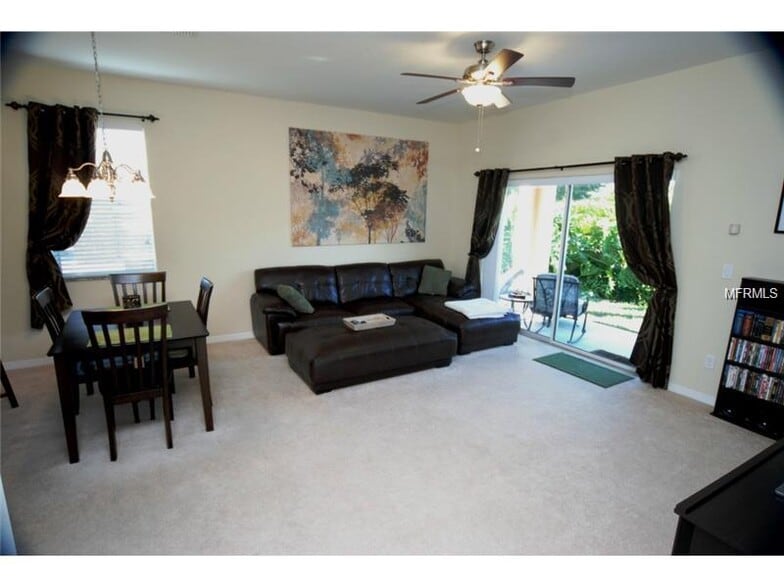 Building Photo - 3260 Retreat View Cir