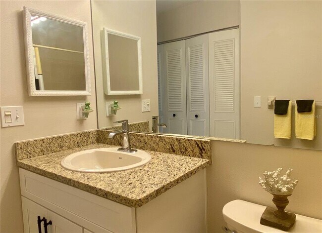 Building Photo - 106 Sun Isle Cir