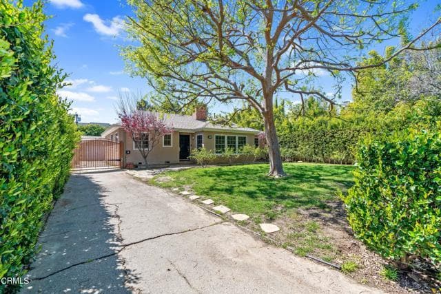 Building Photo - 15224 Weddington St