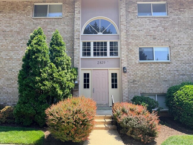 Building Photo - 2839 Kalmia Lee Ct