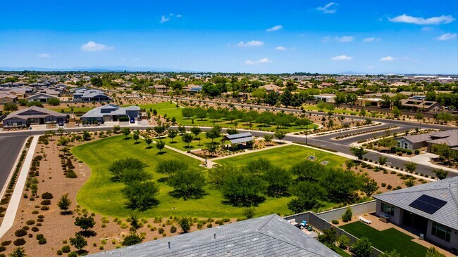Building Photo - Luxury Kitchen + 3 Bed & Den/Office in Azure Canyon | Quartz, Gas Cooktop & More