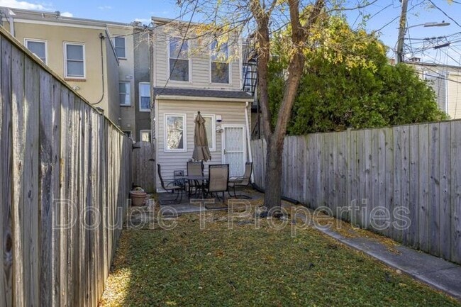 Building Photo - 314 E 22nd St