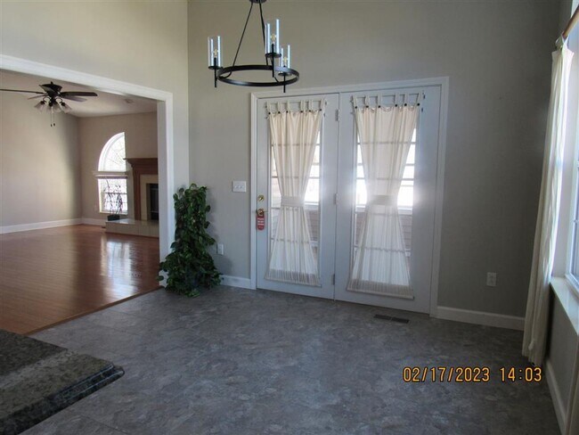 Building Photo - Lovely Home in O'Fallon