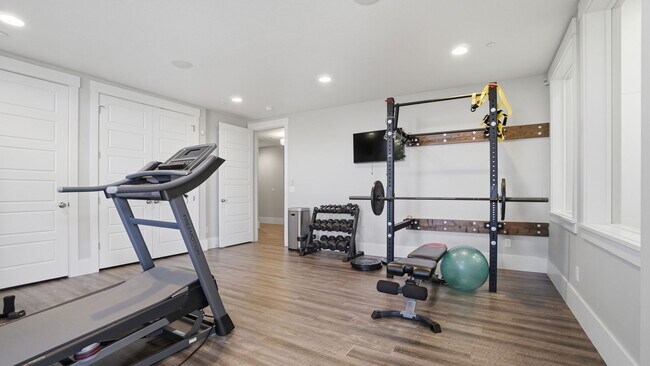 Building Photo - Luxurious Herriman 6 Bed with Indoor Court, Theater & Stunning Views!!!