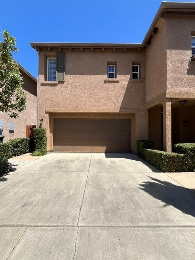 Building Photo - 1534 N Oliveto Ct