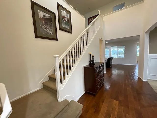 Building Photo - Immaculate 5-Bedroom Executive Home in Desirable Plum Canyon