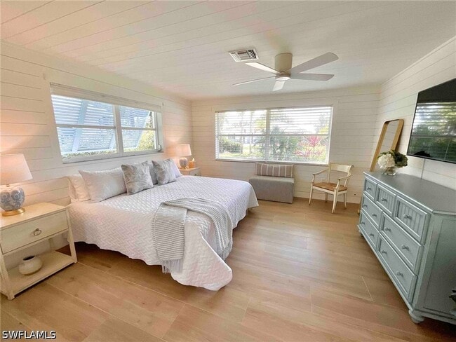 Building Photo - 1530 Mandarin Rd