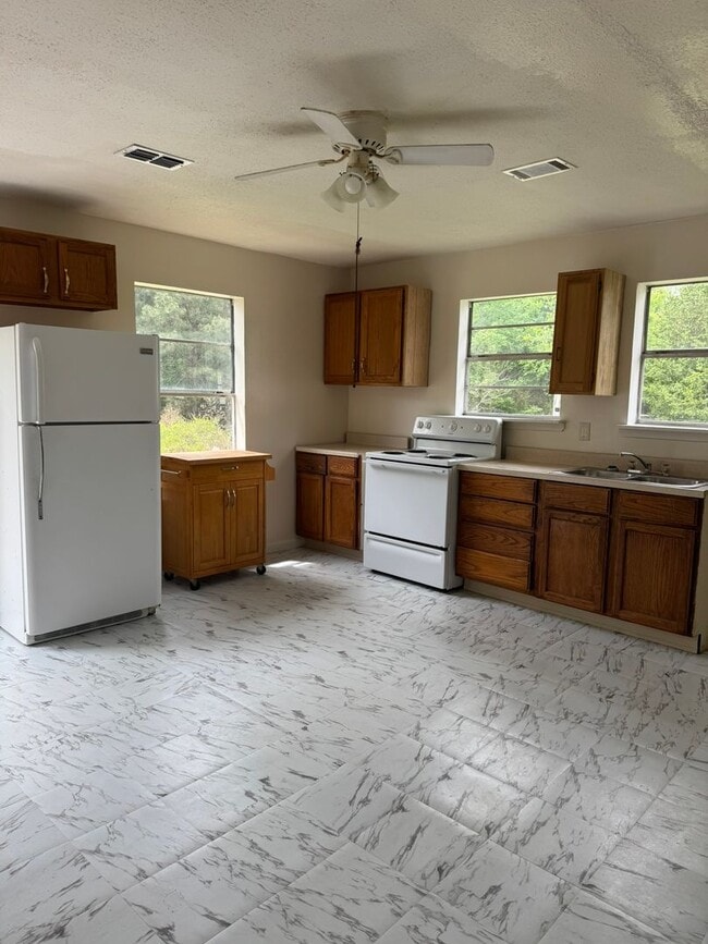 Building Photo - Contact Joshua LaFever 501-230-6424