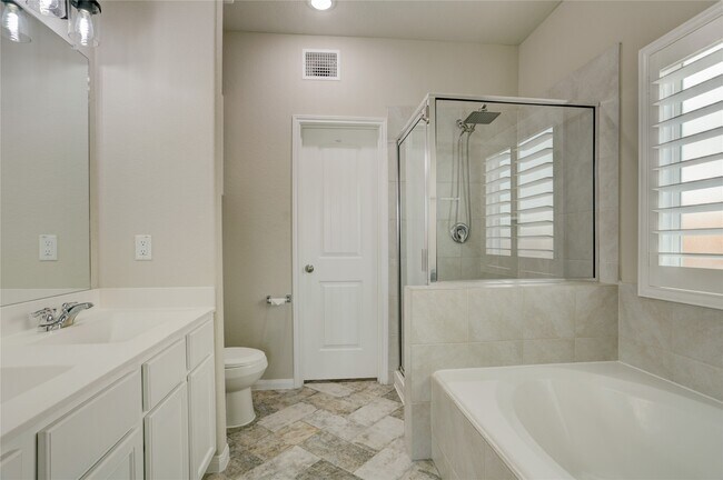 Building Photo - 24722 Allori Ct