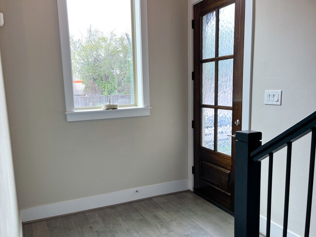 Building Photo - 2643 Fountain Key Blvd