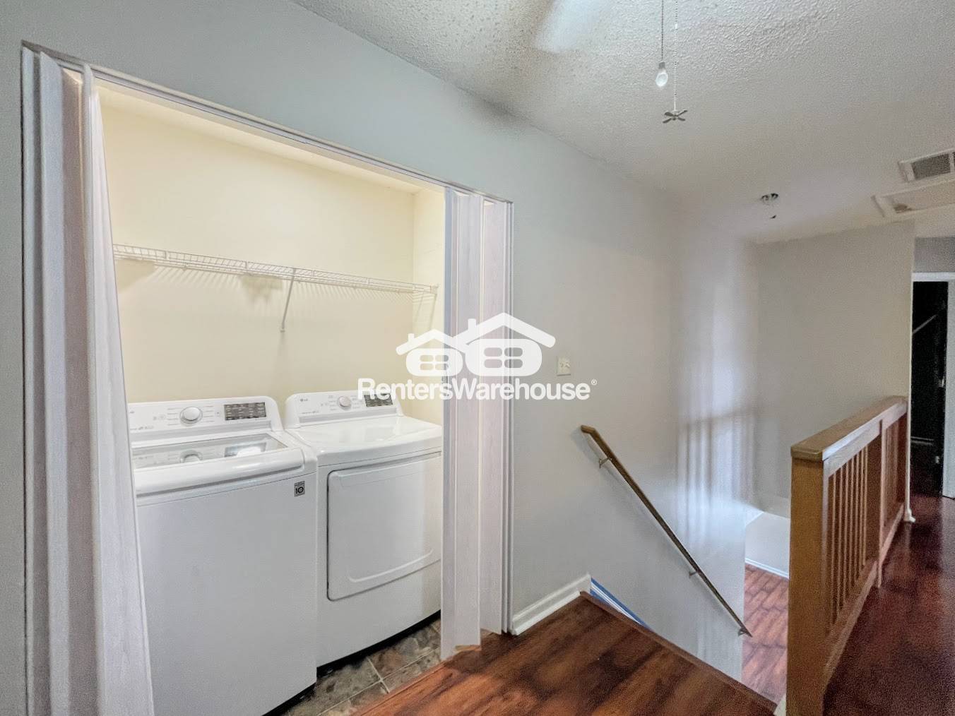 Building Photo - 1220 Woods Edge Cir