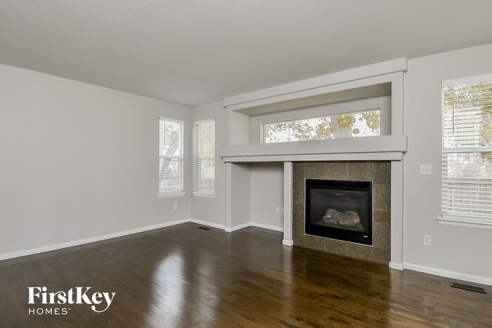 Building Photo - 8308 Brook Valley Dr