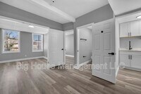 Building Photo - 1725 Hollins St