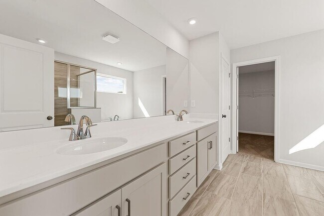 Building Photo - 1341 Jordan Brook Dr