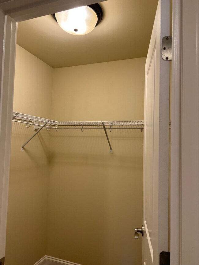 Building Photo - Beautiful Prattville Home