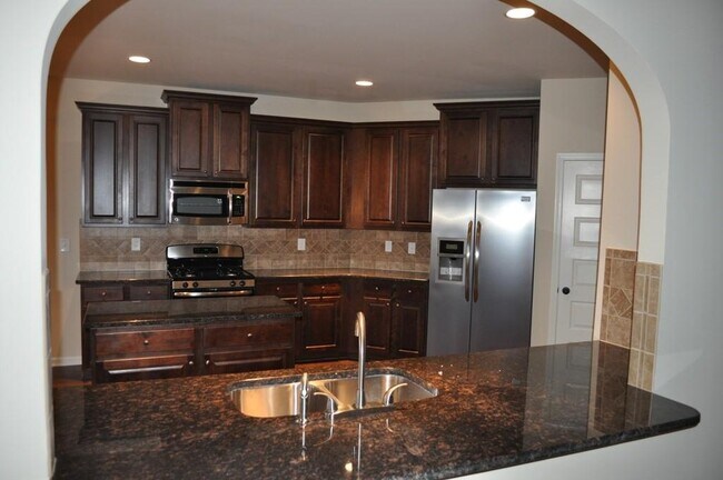 Building Photo - 1455 Forest Brook Trail