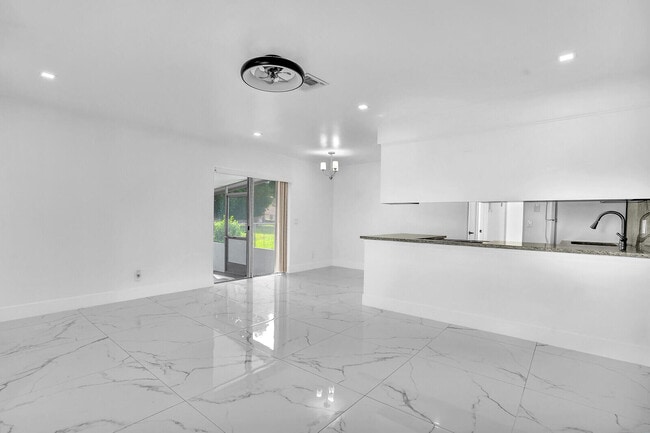 Building Photo - 4326 Barbridge Rd