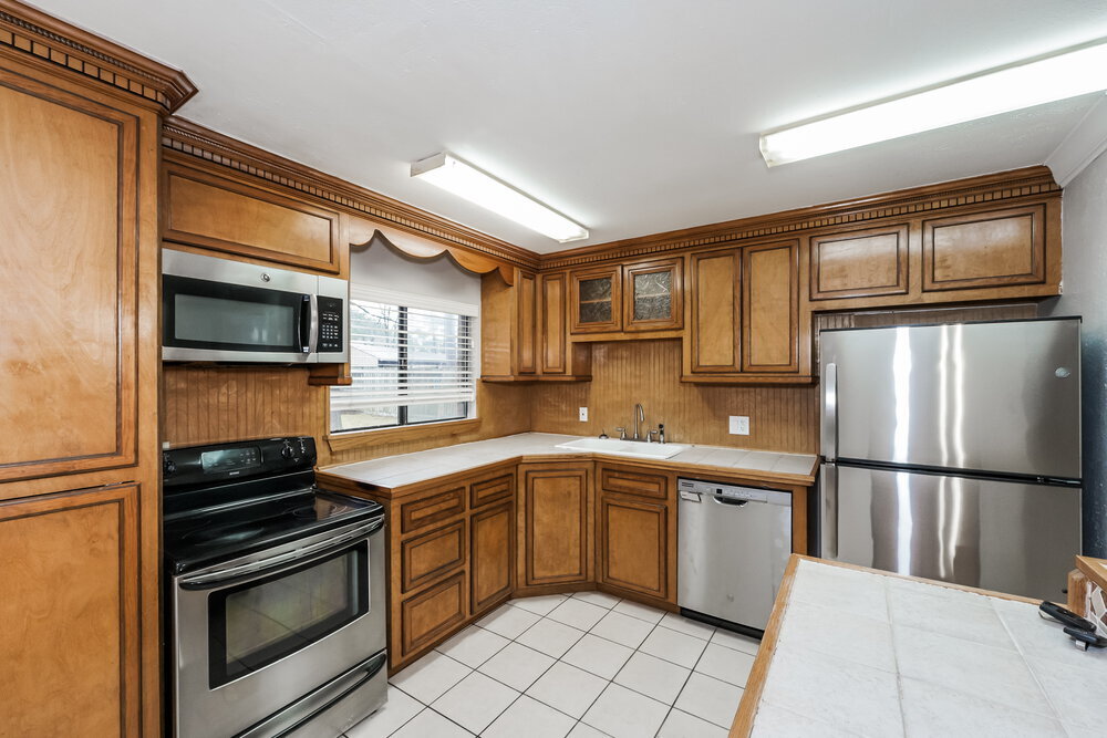 Building Photo - 2839 Canary Ln