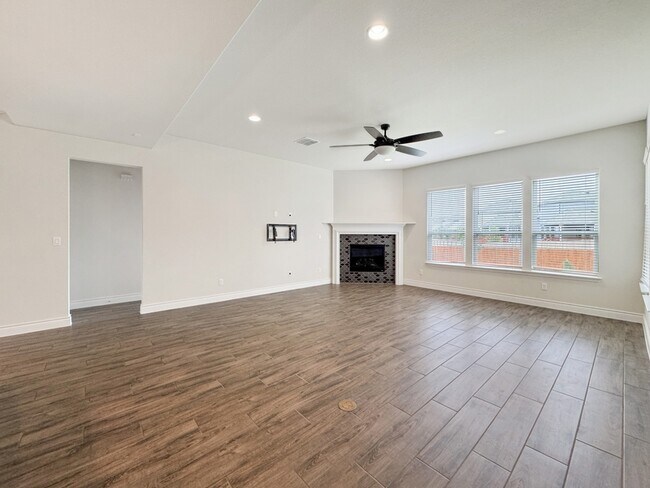 Building Photo - 12119 Cat Ballou