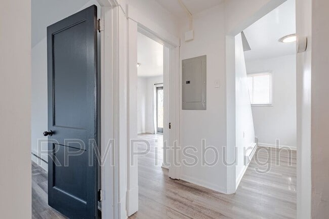 Building Photo - 1228 Washington Pike