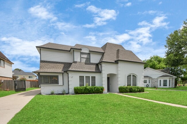 Building Photo - 5310 Oak Cove Dr