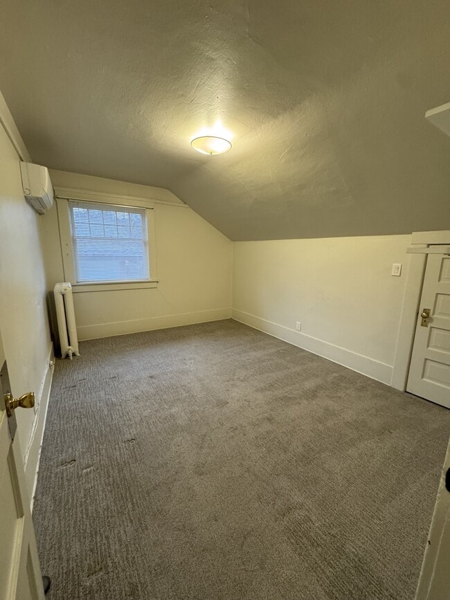 Building Photo - 426 Pueblo St