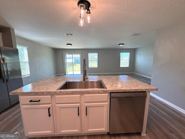 Building Photo - 217 Brooklet Cir