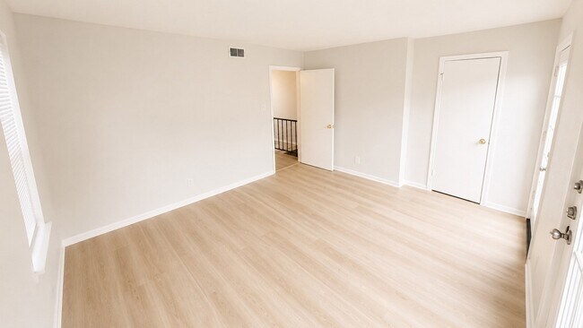 Building Photo - 11550 Chimney Rock Rd