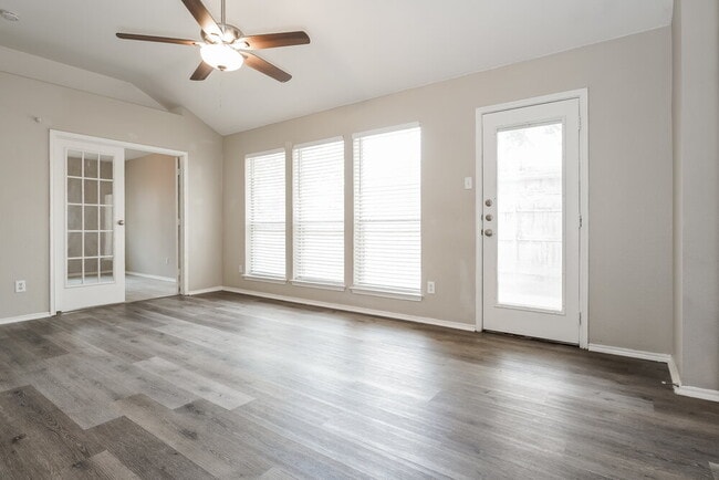 Building Photo - 1213 Misty Meadow Dr