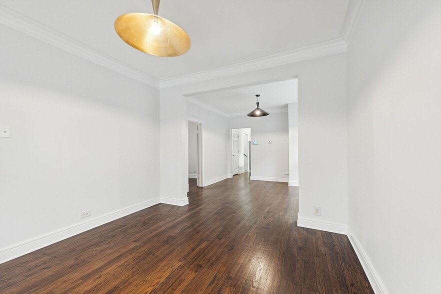 Building Photo - 8423 S Colfax Ave