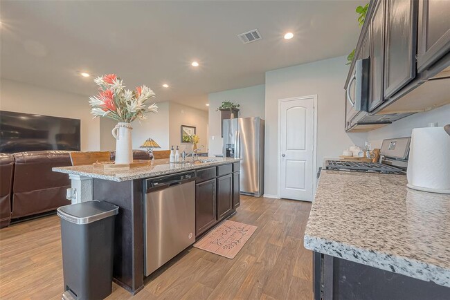 Building Photo - 14881 Prickly Pear Cv
