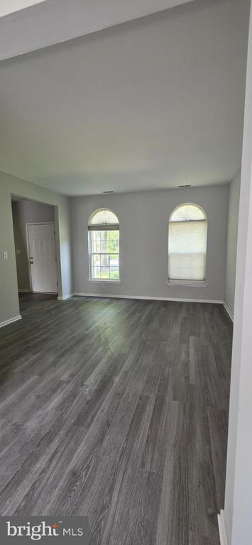 Building Photo - 35 Oakmont Terrace
