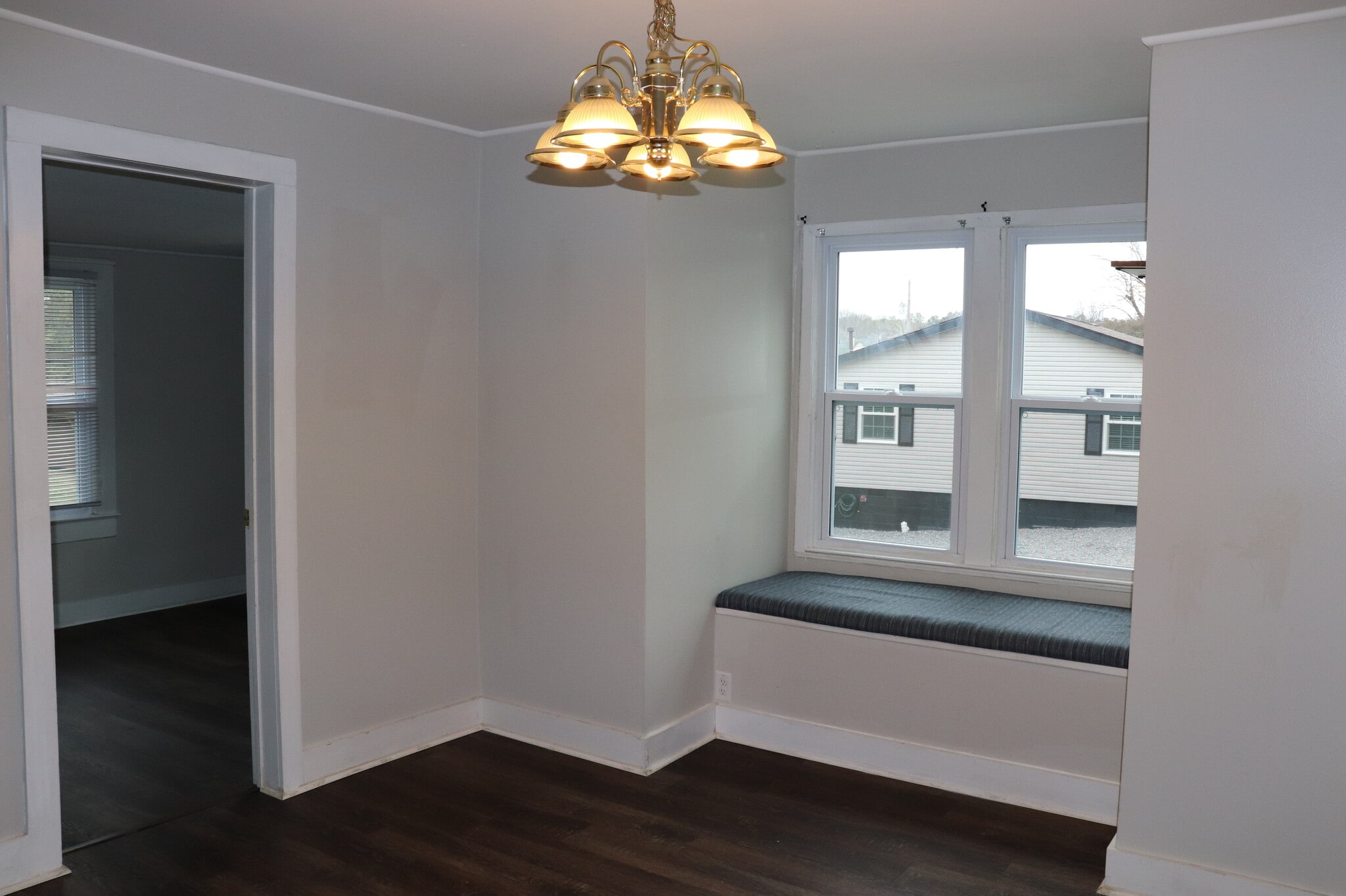 Building Photo - 10075 Westland Dr