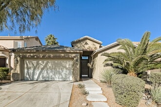 Building Photo - 9048 Blue Raven Ave