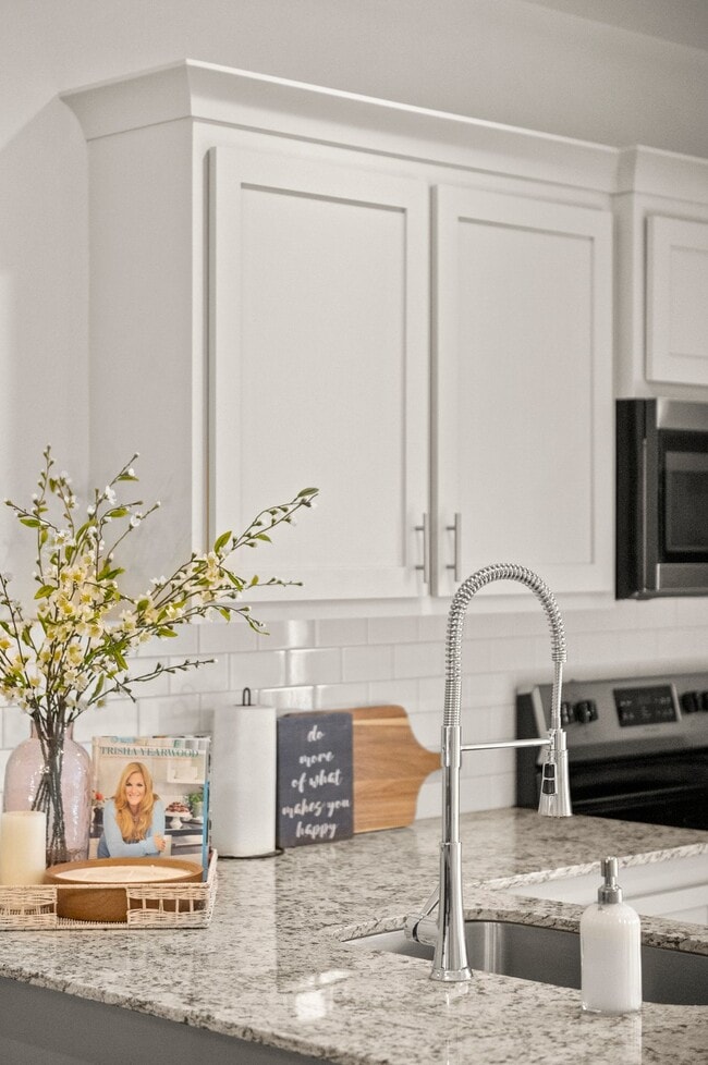 Building Photo - 35980 Cane Market Rd