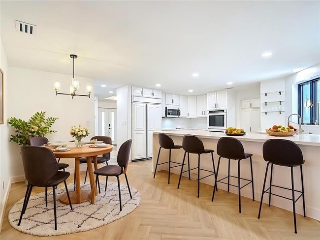 Building Photo - 13211 Pleasant Hill Farm Rd