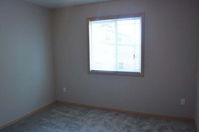 Building Photo - 2203 NE 163rd Ave