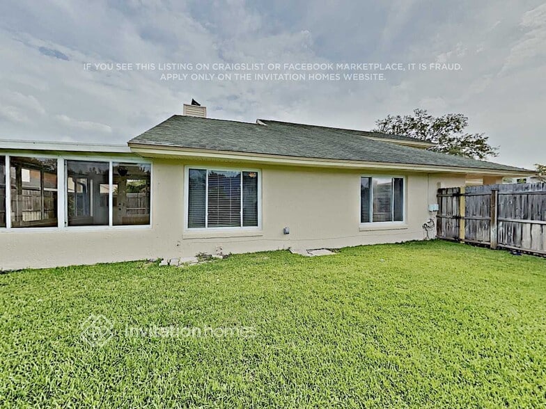 Building Photo - 562 Cidermill Pl