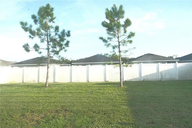 Building Photo - 35562 Burma Reed Dr