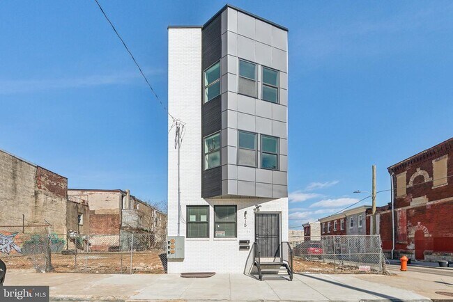 Building Photo - 415 W York St