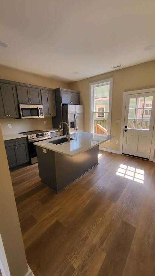 Building Photo - 1912 N Talbott St