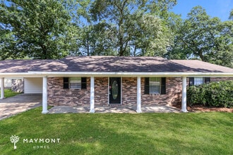 Building Photo - 57 Willowbrook Ln