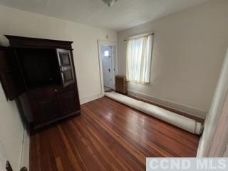 Building Photo - 17 Rossman Ave