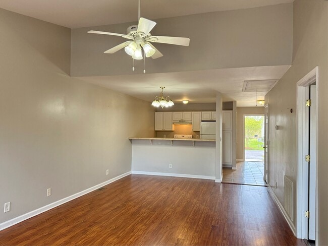 Building Photo - 109 Daughety Ct