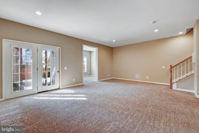 Building Photo - 43903 Thorncroft Terrace