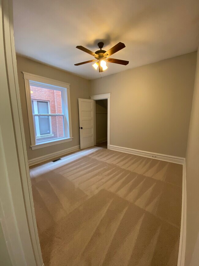 Building Photo - 6024 McPherson Ave