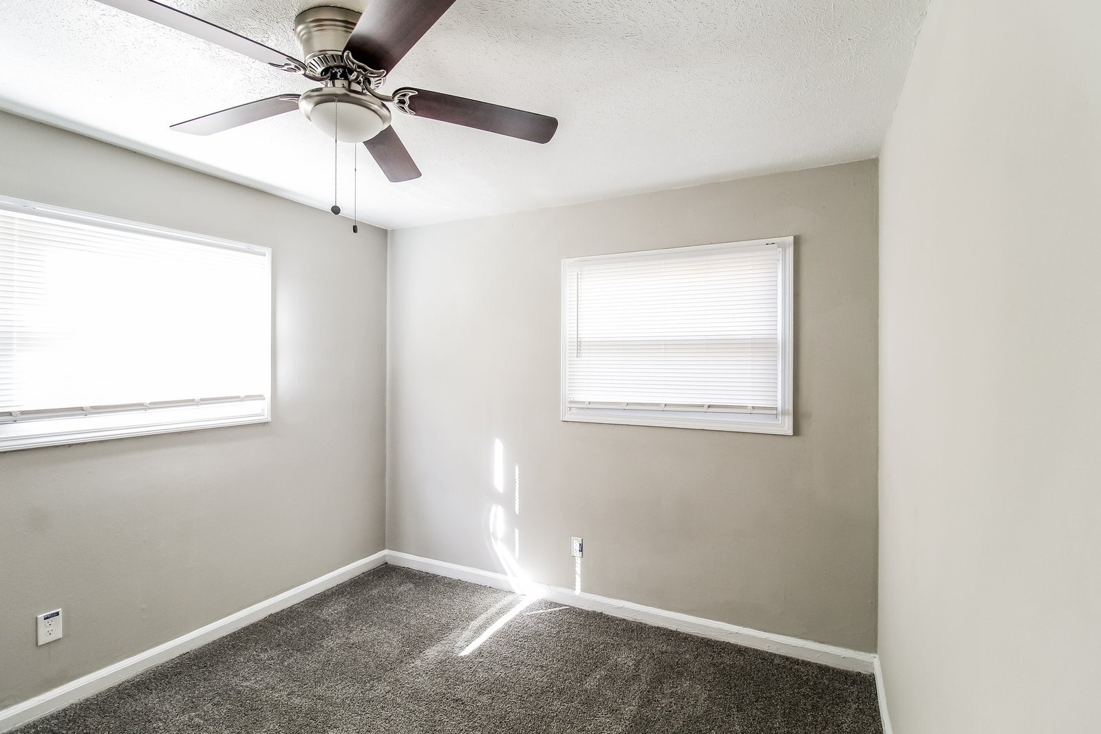 Building Photo - 847 Mcpherson Dr