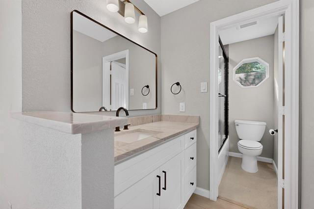 Building Photo - 325 Crooked Creek