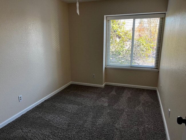 Building Photo - 6203 Ackland Ct