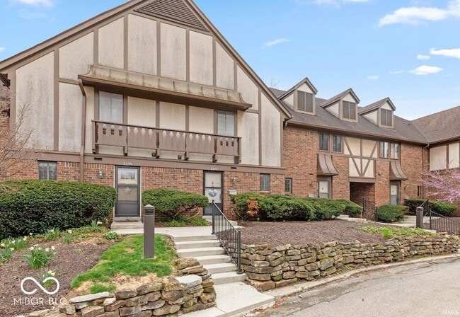 Building Photo - 2257 Rome Dr